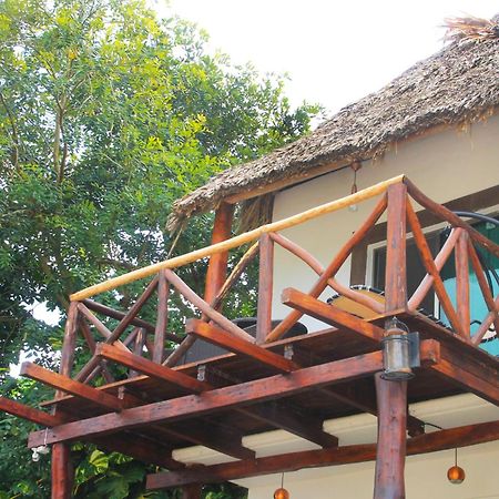 Hotel Pancho Villas Bacalar - Free Bikes And Paddles Zewnętrze zdjęcie