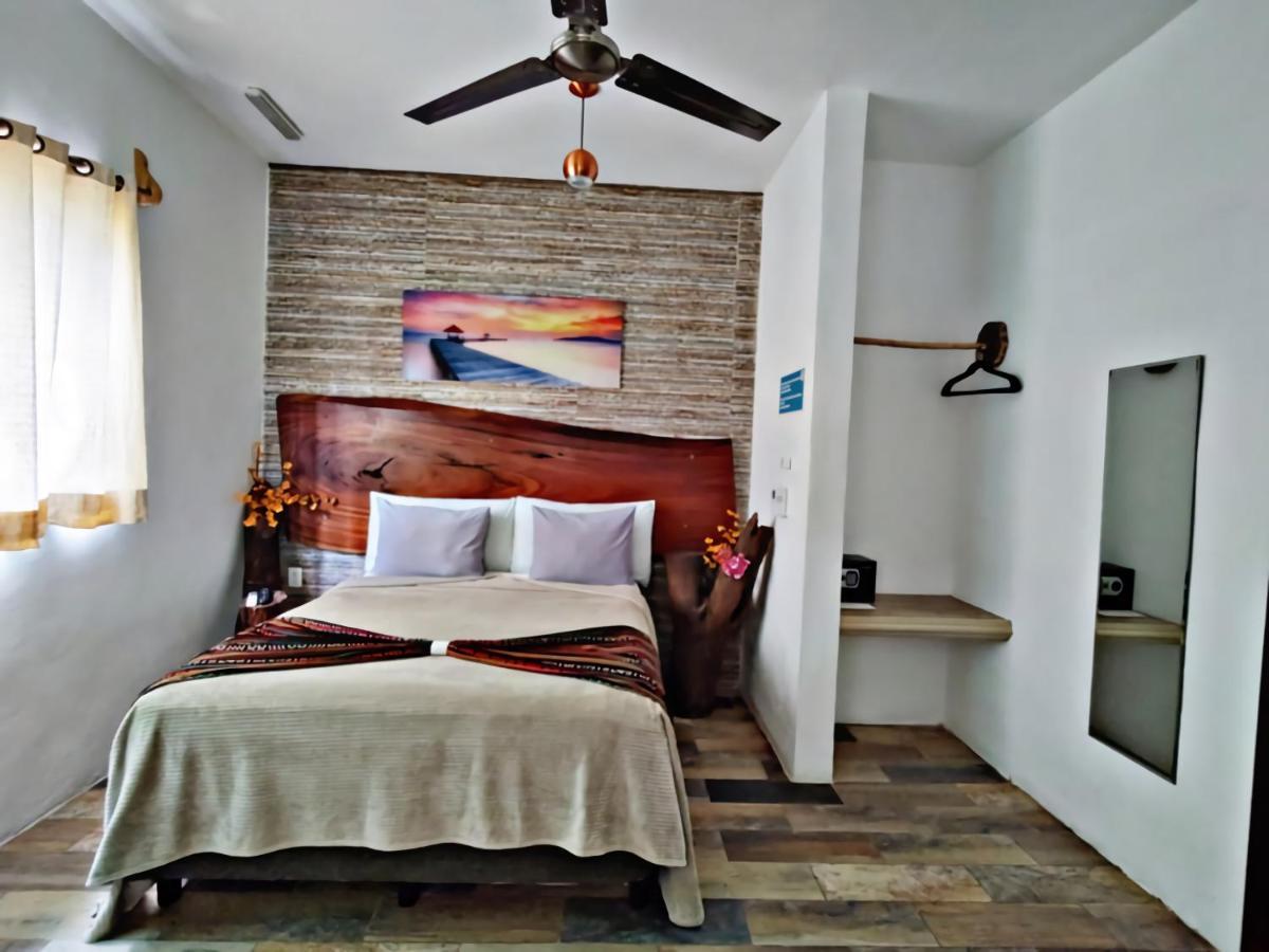 Hotel Pancho Villas Bacalar - Free Bikes And Paddles Zewnętrze zdjęcie